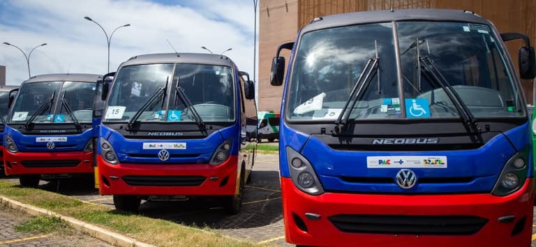 Amazonas ganha 65 novos veículos do SUS para transporte de pacientes do interior