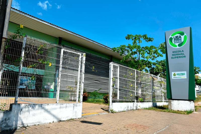 AprovENS 2026: UEA abre 140 vagas remanescentes para curso pré-vestibular