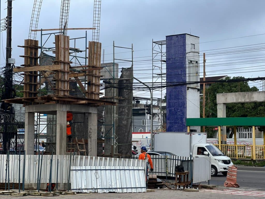 Obras na passarela da Torquato começam nesta quinta; veja mudanças