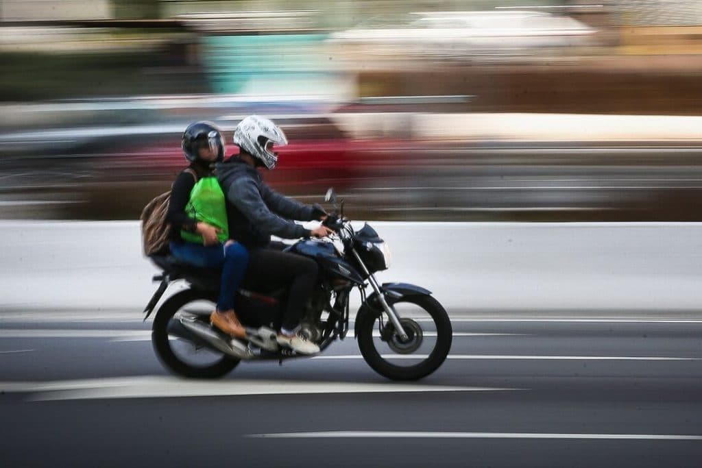 Governo vai lançar crédito para financiar motos de entregadores de app