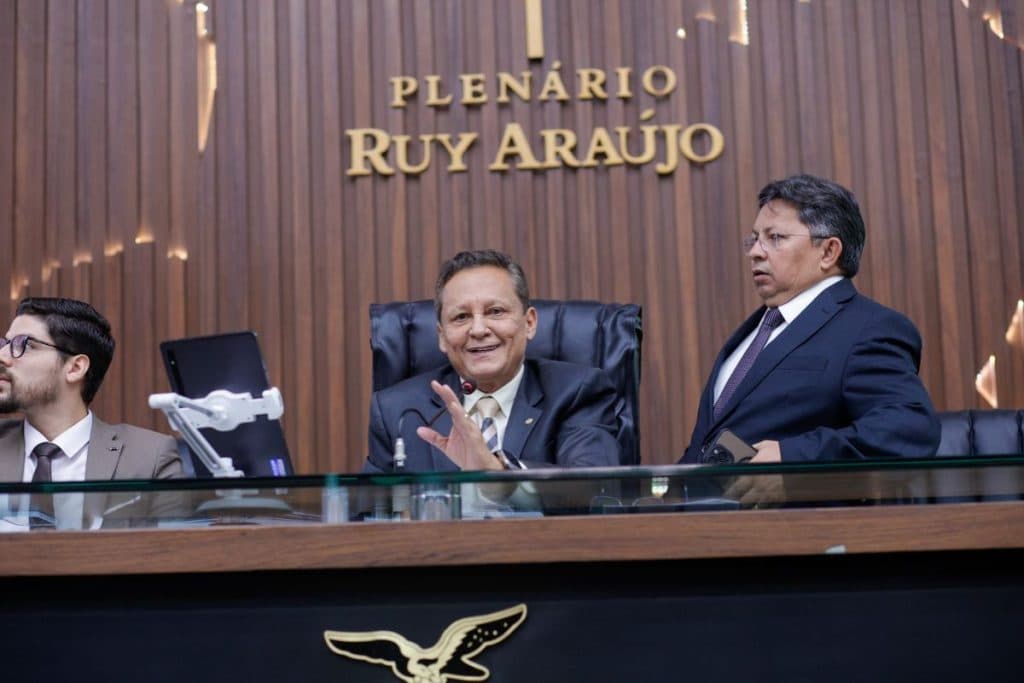 Deputados do AM terão quase R$ 20 milhões em emendas em 2027
