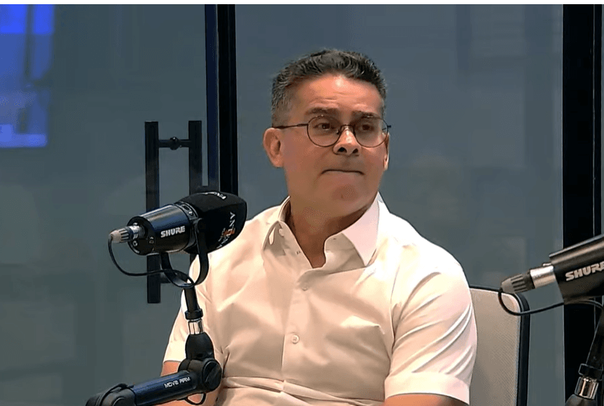 David Almeida volta a defender inocência de ex-chefe de gabinete após investigações