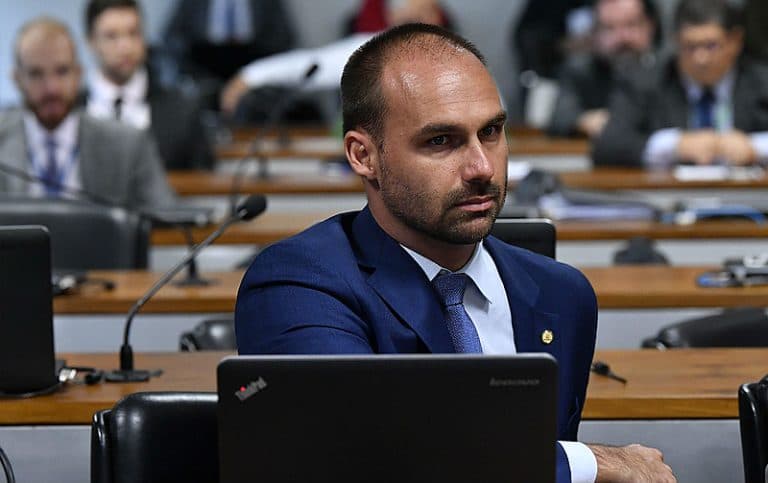 Por unanimidade, STF mantém pena de Eduardo Bolsonaro por coação