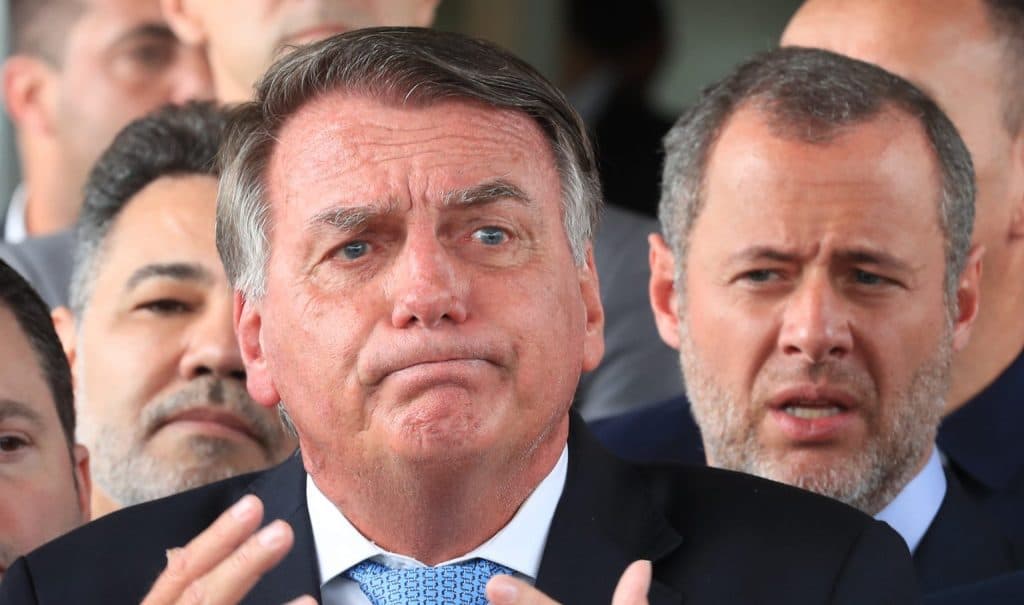 Defesa de Bolsonaro recorre contra proibição de visitas e manifestações políticas