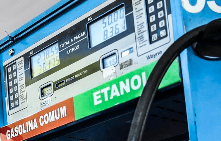 Gasolina com 32% de etanol passa a valer neste sábado (1º) em todo o Brasil; confira mudanças