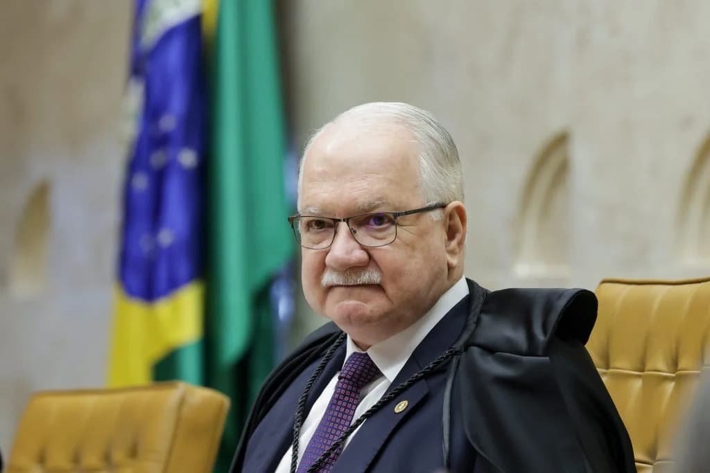 Advogado pede R$ 12 bi ao STF alegando clonagem de DNA