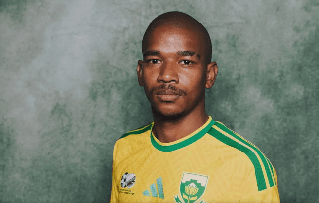 Craque sul-africano que jogou a Copa de 2026 morre aos 25 anos na África do Sul