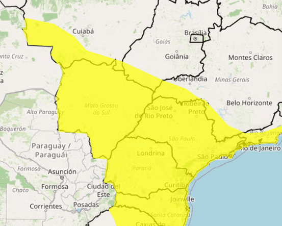 Frente fria e ciclone colocam 11 estados brasileiros em alerta