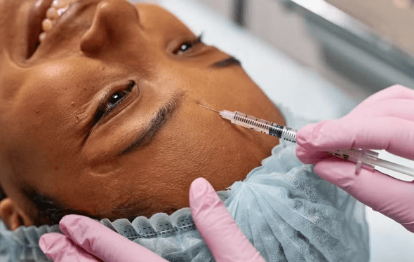 Justiça anula regra que autorizava dentistas a realizar harmonização facial