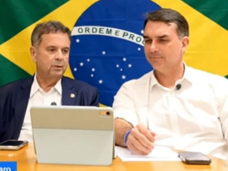 Apesar de apoiar Alberto Neto, Flávio pode escolher outro nome do AM ao Senado