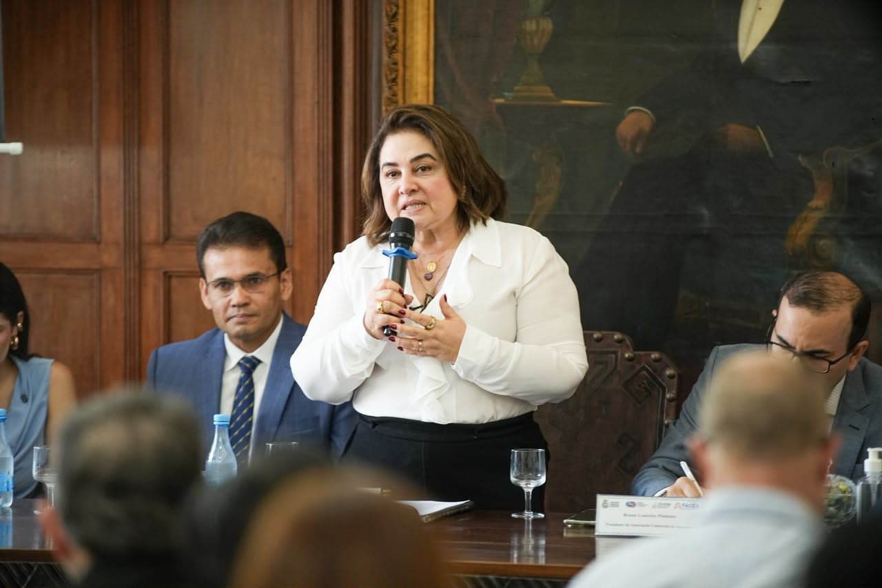 Maria do Carmo propõe nova via em Manaus, hospitais regionais e escolas em tempo integral