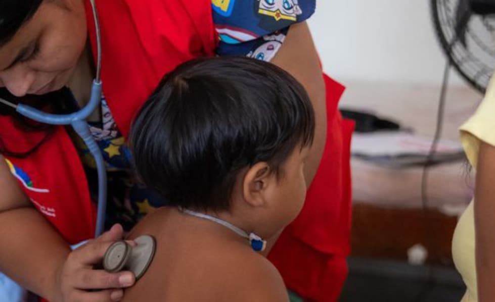 Indígenas Pirahã, do Amazonas, receberão mais de mil consultas e exames