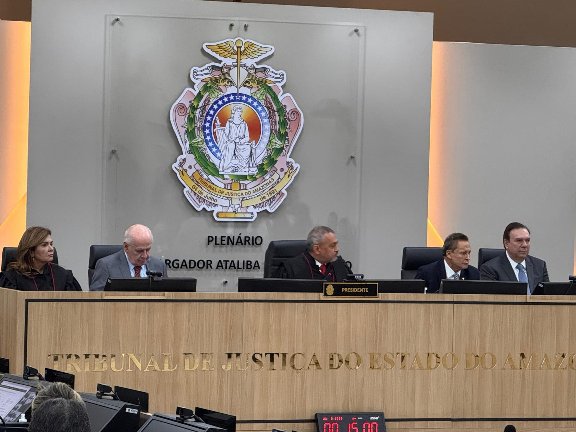 Posse de Marco Aurélio Choy sinaliza mudanças no TJAM