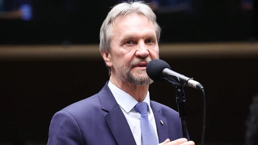 Líder do PT na Câmara, Pedro Uczai sofre AVC