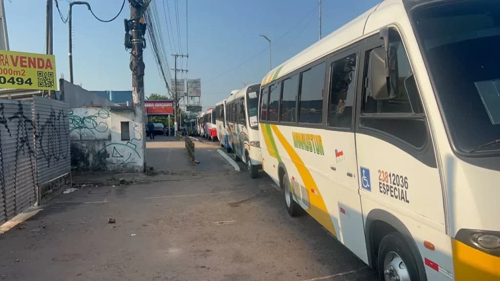 Greve do transporte especial chega ao fim com reajuste salarial