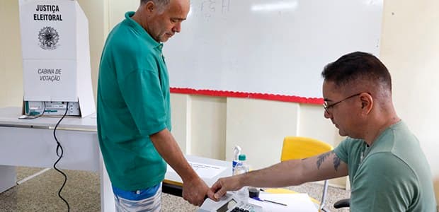 Datafolha: homens são mais influenciáveis no voto do que mulheres