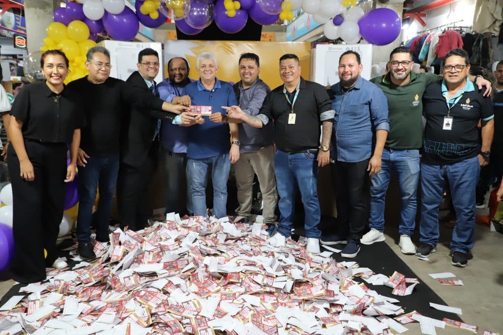 Notebook, TV e celular: campanha de Dia dos Pais sorteia prêmios em Manaus