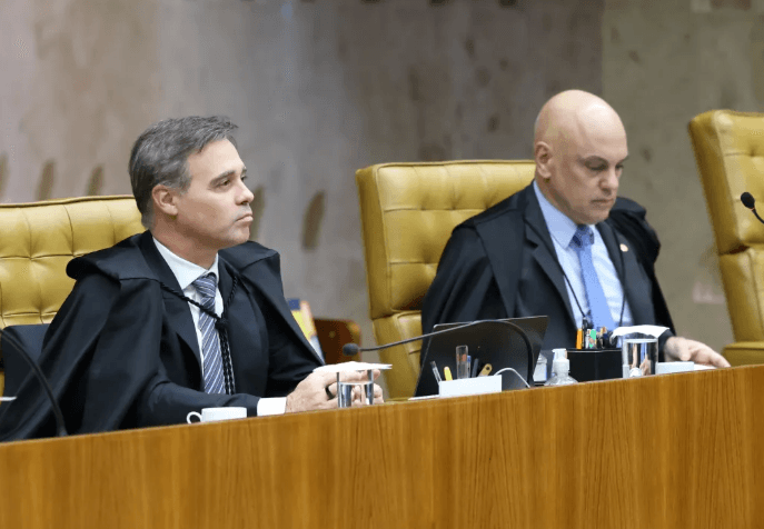 Moraes pede investigação contra Mendonça no STF