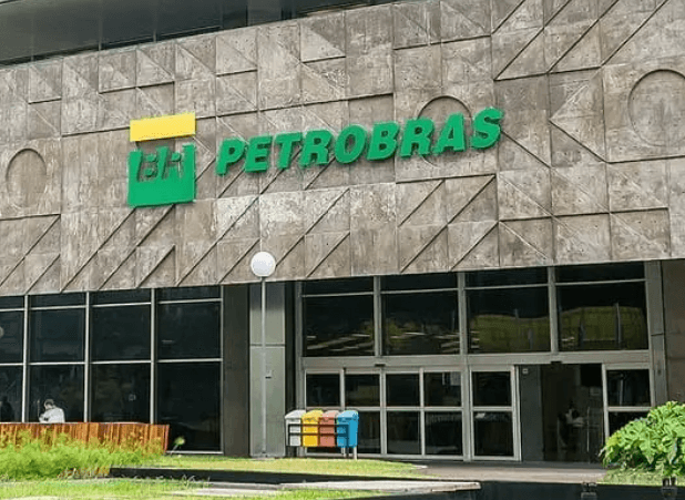 Gasolina pode ficar R$ 0,19 mais barata após redução de tributos