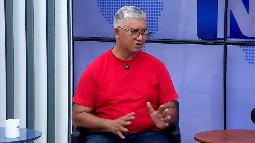 Sem tempo de TV, Gilberto Vasconcelos diz que redes sociais são a saída do PSTU