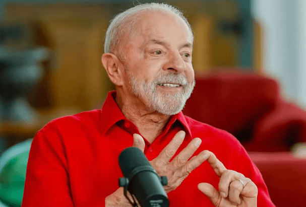 Lula critica Mendonça e defende divulgação de dados do celular de Vorcaro