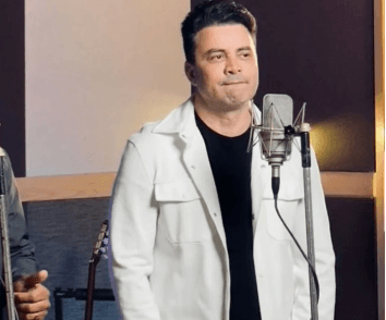 Renner publica mensagem de fé após helicóptero com Rick desaparecer