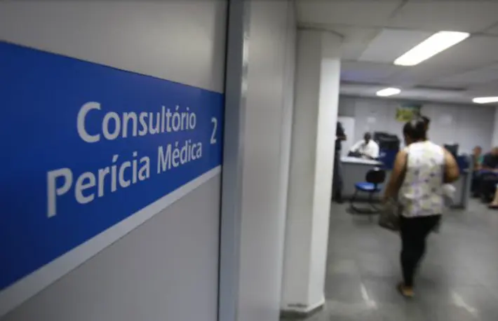 Perícia do INSS passa a garantir intérprete de Libras nos atendimentos