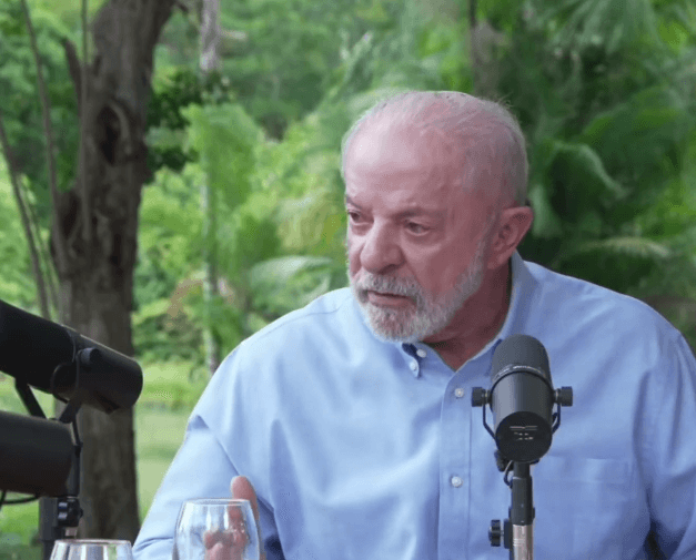 Lula chama Nikolas Ferreira de “imbecil de marca maior” durante entrevista