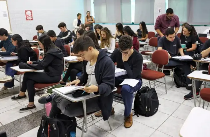 Fies abre inscrições para vagas remanescentes do segundo semestre; confira