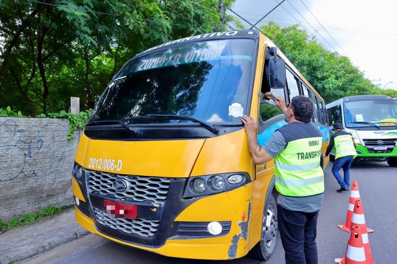 Prefeitura de Manaus sanciona subsídio de até R$ 3 milhões para os ‘amarelinhos’