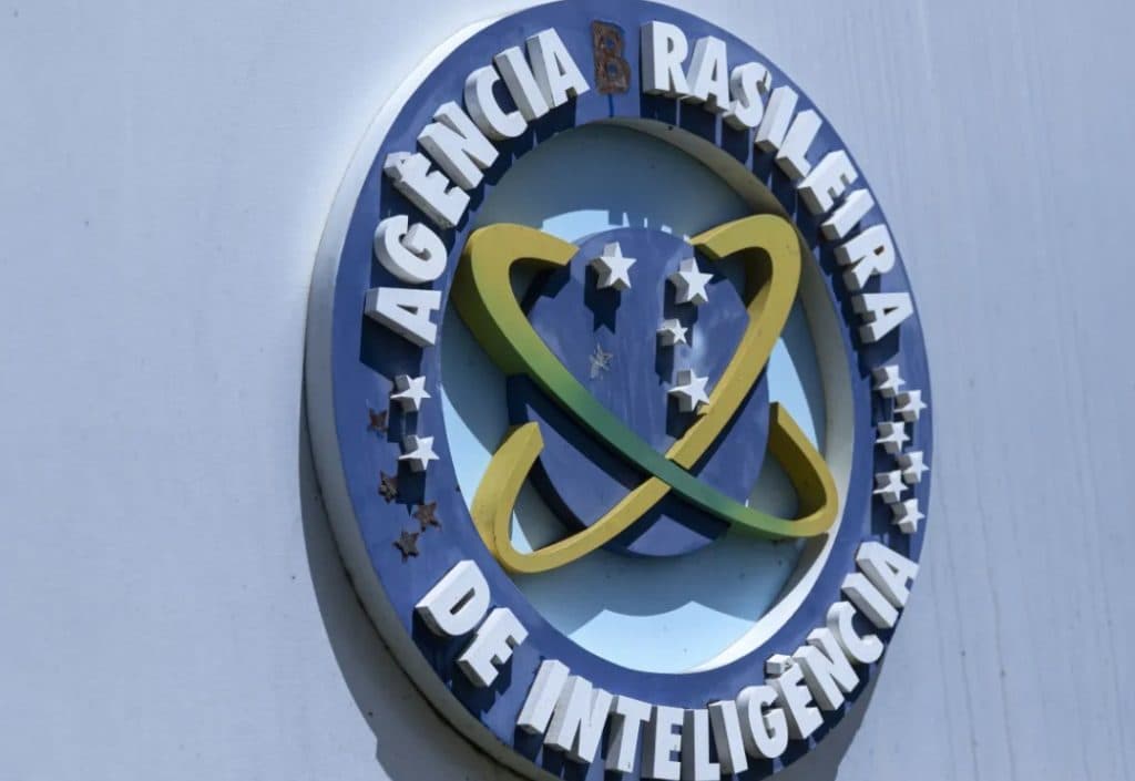 Abin alerta governo e TSE sobre risco de interferência dos EUA nas eleições