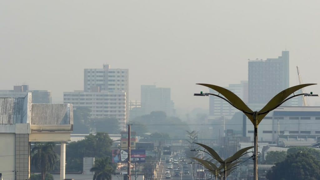 Fumaça em Manaus: capital tem a pior qualidade do ar de 2026
