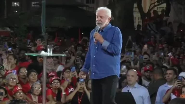 Campanha de Lula aciona TSE contra Nikolas Ferreira após falas sobre “toque”