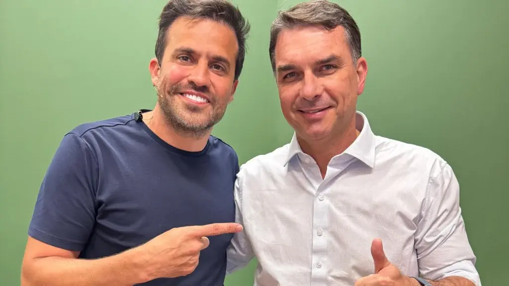 Pablo Marçal apoia Flávio Bolsonaro e integra campanha