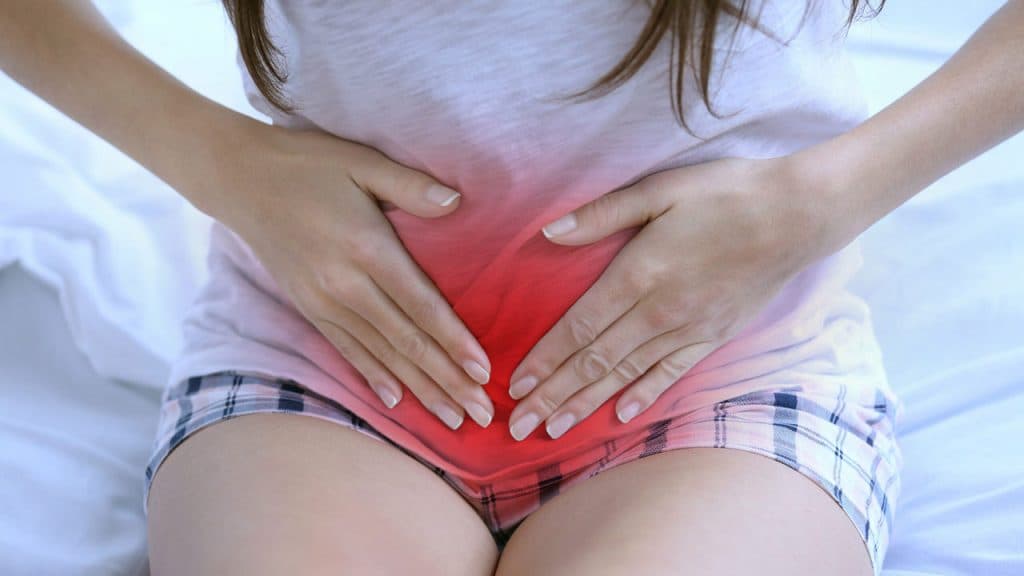 Entenda como menstruação irregular pode estar ligada ao peso e à alimentação