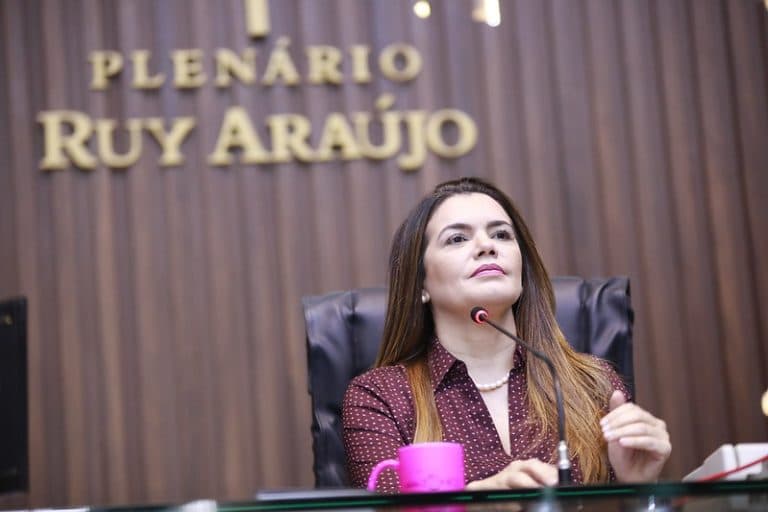 Alessandra Campêlo é a primeira mulher eleita vice-governadora do Amazonas