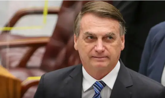 PGR dá aval para Flávio Bolsonaro visitar o pai