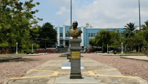 Rua do Congresso, no Centro de Manaus, terá sentido invertido em teste