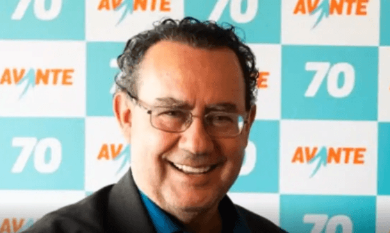 Cury declara apoio a Flávio Bolsonaro no 2º turno