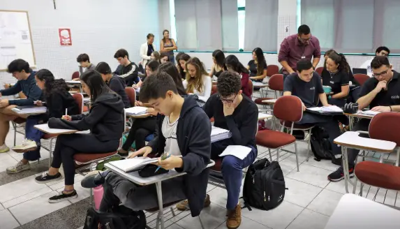 Fies 2026: inscrições para 50 mil vagas remanescentes começam nesta segunda (26)