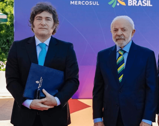 Milei decide não parabenizar Lula pela vitória nas eleições