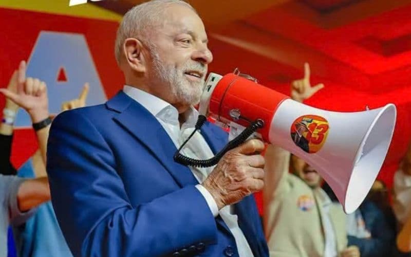 Campanha de Lula cria canal para denúncias de censura nas redes