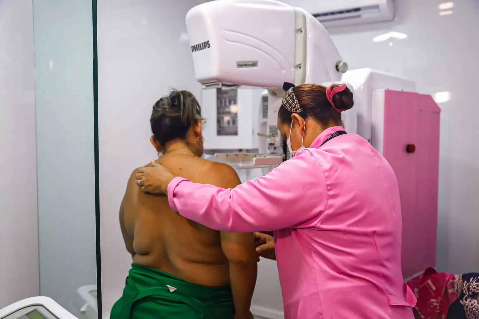 Outubro Rosa: Manaus estima 410 novos casos de câncer de mama em 2026