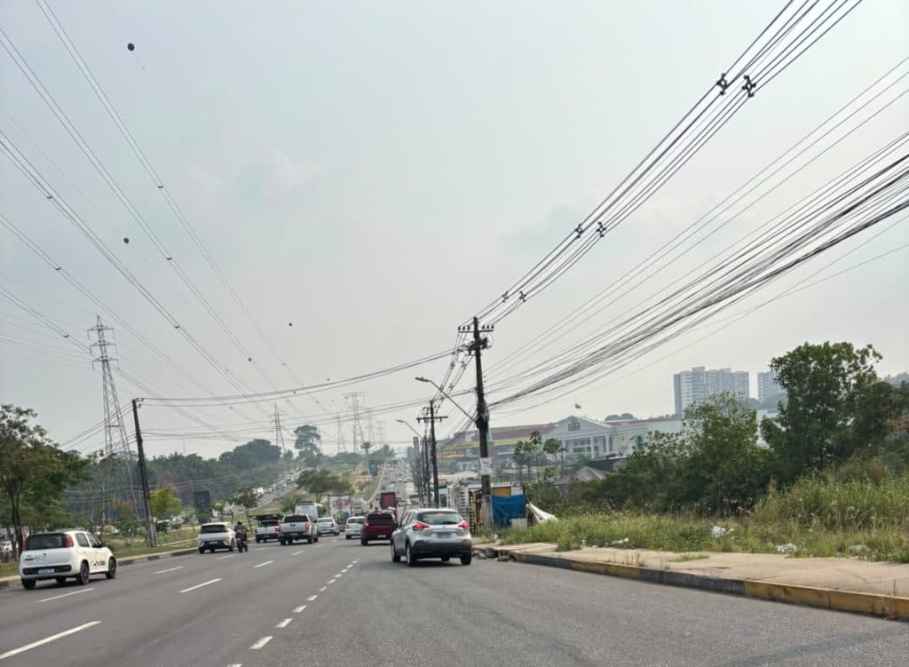 Fumaça leva 92 pessoas a buscar atendimento médico em um único dia em Manaus