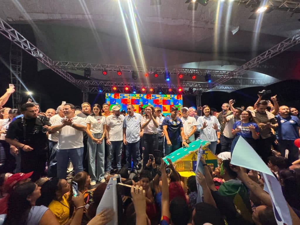 Omar Aziz reúne coalisão de aliados em apoio à candidatura ao Governo do Amazonas