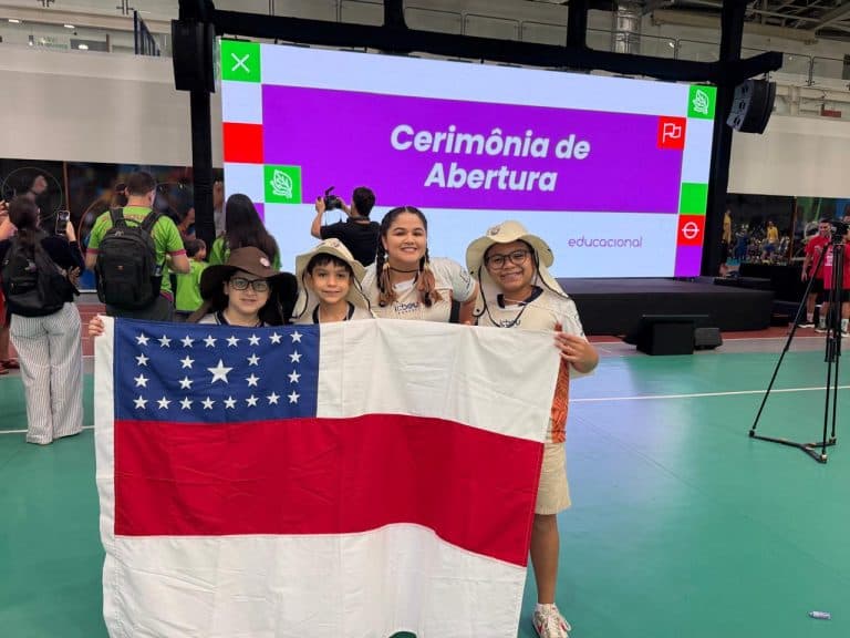 Estudantes de Manaus são premiados em competição nacional de robótica
