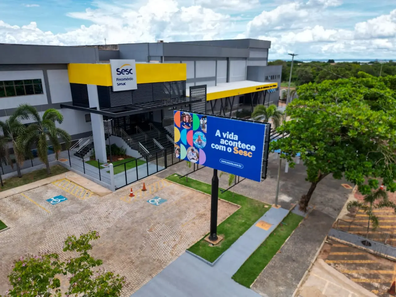 Sesc abre vaga de emprego com salário de R$ 2.828 em Palmas