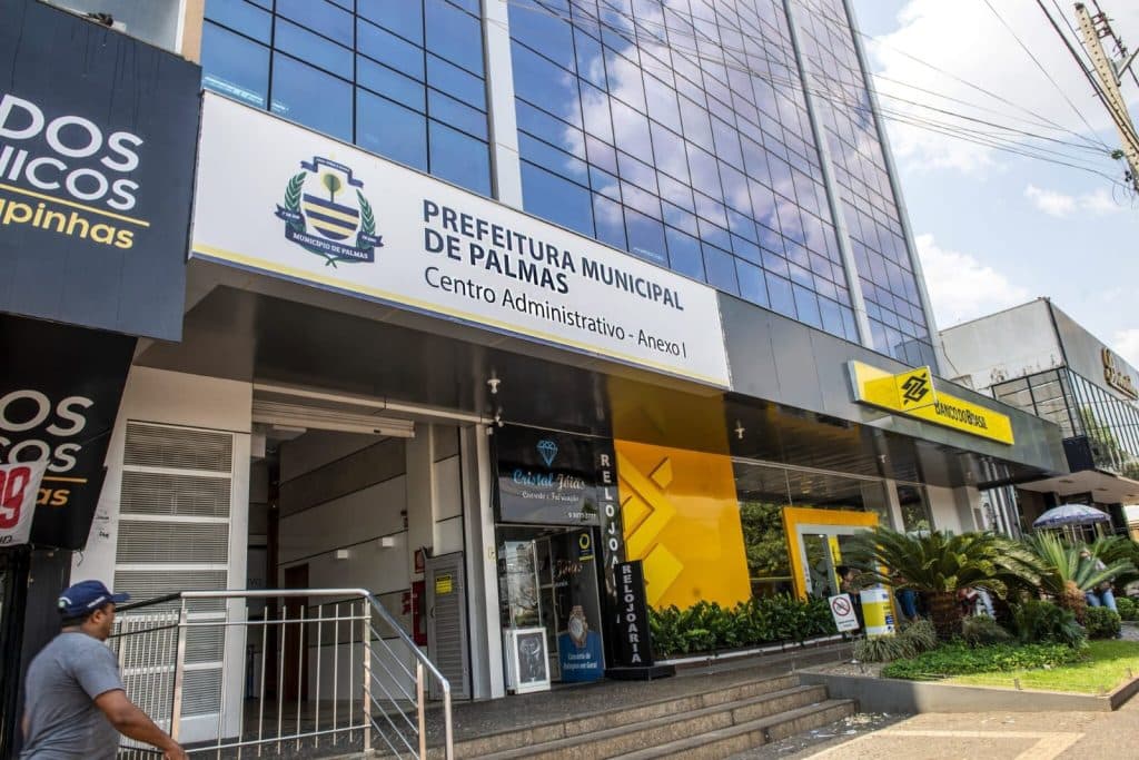 TCE aponta irregularidade em conta do Fundeb e cobra correção da Prefeitura de Palmas