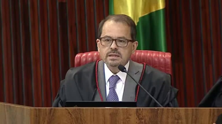 Ministro do TSE barra nova suspensão do canal “Exército do Lula”