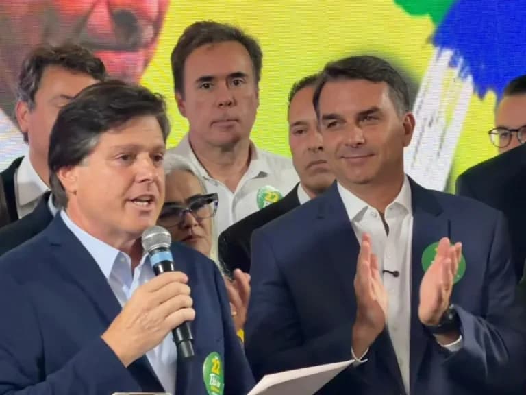 17 diretórios do MDB anunciam apoio a Flávio Bolsonaro no 2º turno
